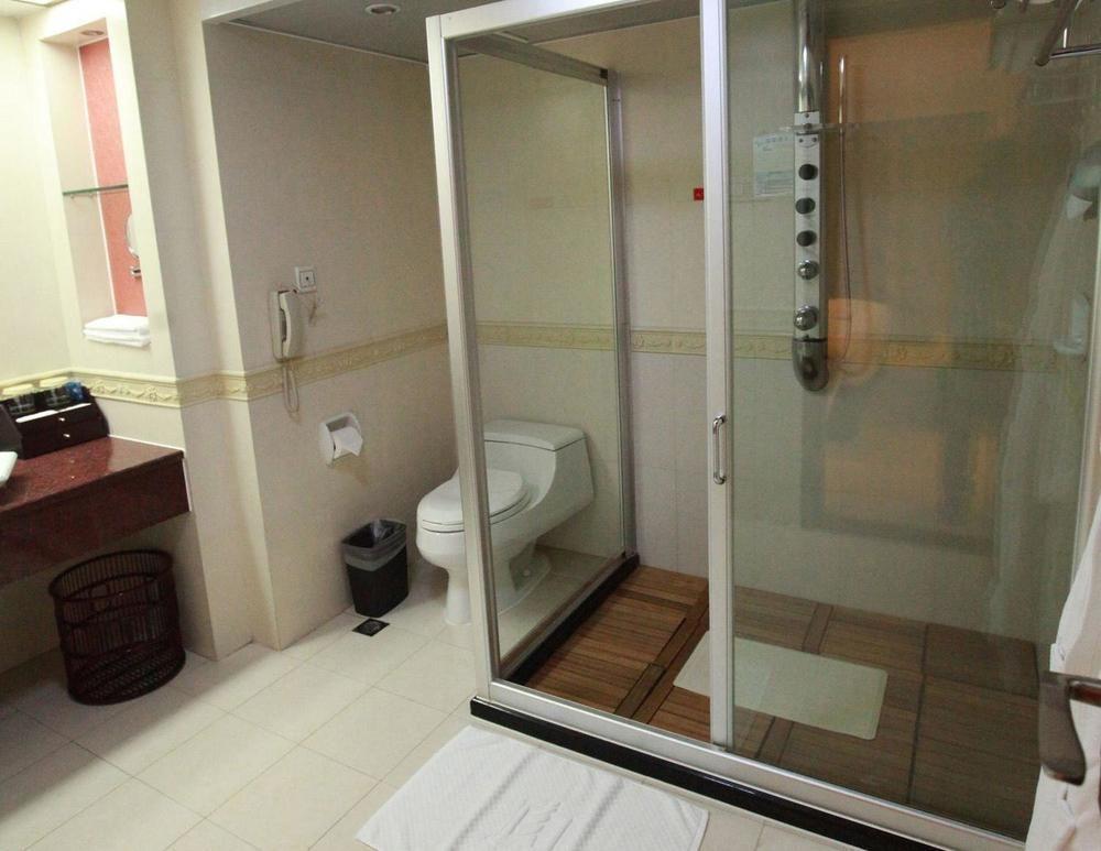 Weiselect Wanghu Hotel Кунмин Екстериор снимка