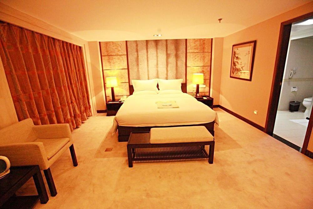 Weiselect Wanghu Hotel Кунмин Екстериор снимка