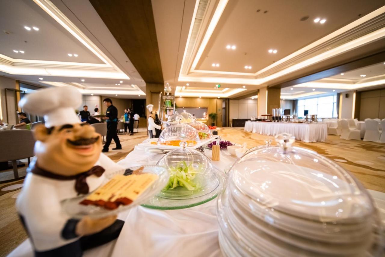 Weiselect Wanghu Hotel Кунмин Екстериор снимка